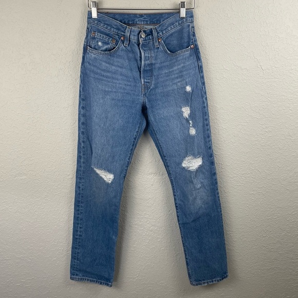 Levi's 501 Distressed‎ Jeans - Picture 1 of 8
